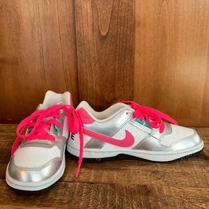 Nike kids Delta Force Low size 2